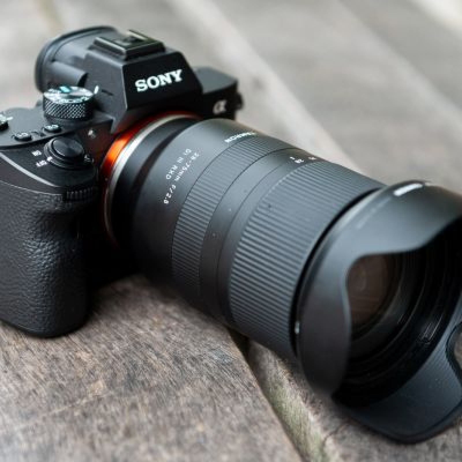 Tamron 28-75mm f/2,8 Di III (Monture Sony E) - Photo 1 sur 3