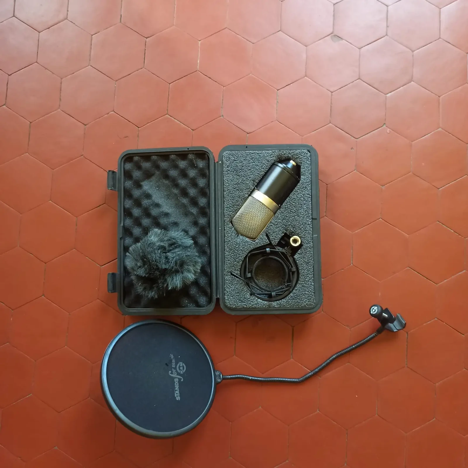 Neumann U87 DIY - Photo 1 sur 1