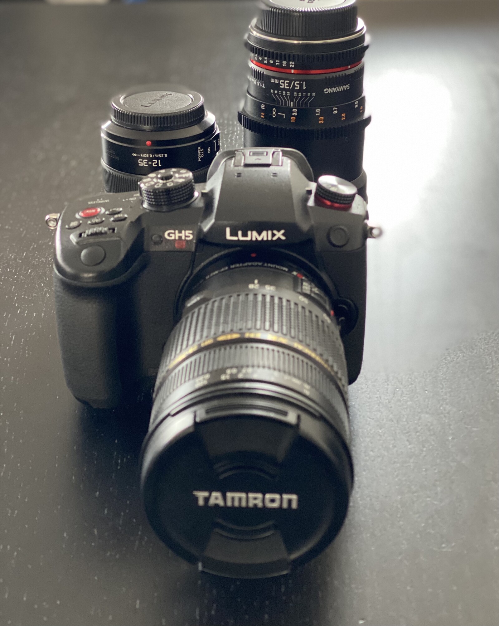 ( pack 2 ) GH5s + bague métabone + objectifs "28-75mm+ carte mémoire + micro rode directionnel  - Photo 1 sur 2