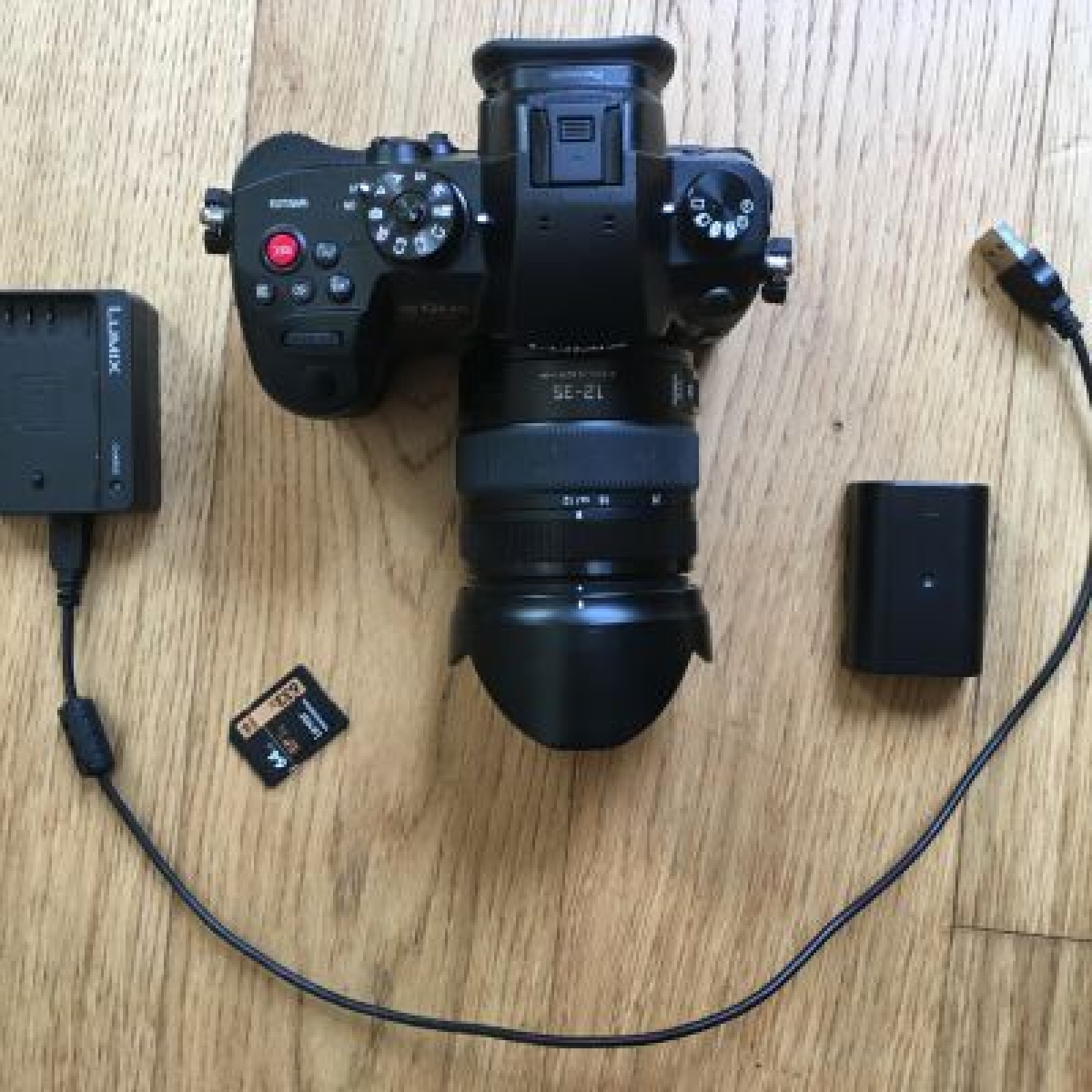 LUMIX GH5S  + Objectif LUMIX 12-35mm f/2.8 avec Power IOS - Photo 1 sur 3
