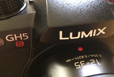 Location LUMIX GH5S  + Objectif LUMIX 12-35mm f/2.8 avec Power IOS