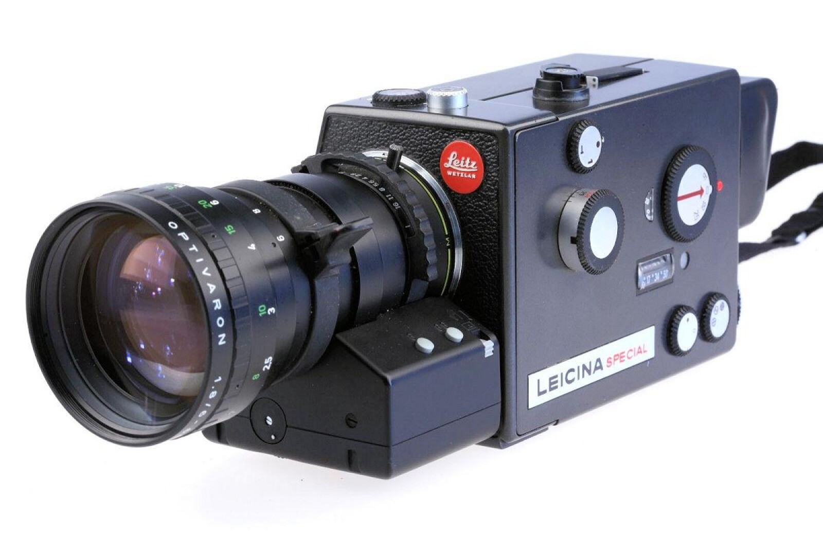 Leicinia Special (Super 8) + Optivaron 1.8  6-66mm + Macro Cinegon 1.8 10mm - Photo 4 sur 4