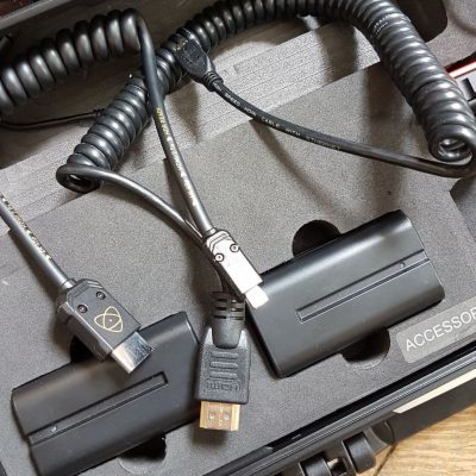 Atomos Shogun Flame 4K + acc - Photo 3 sur 6