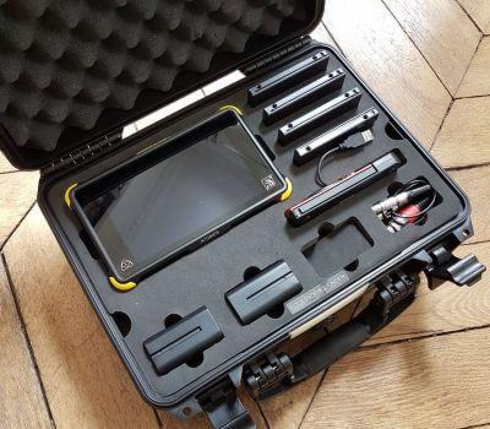Atomos Shogun Flame 4K + acc - Photo 6 sur 6