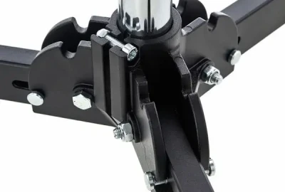 Location Avenger A5033 Roller 33 Folding Base