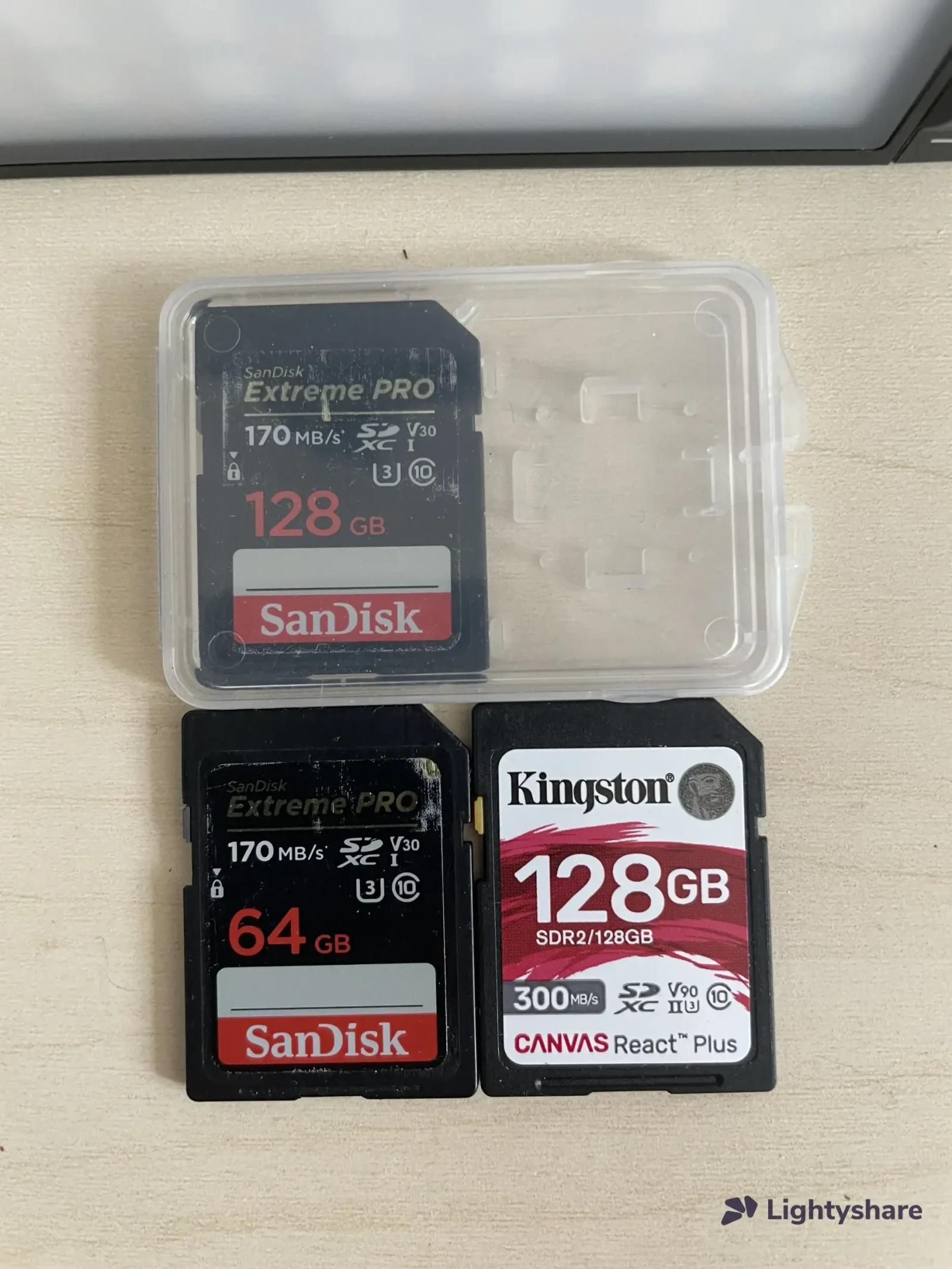 Pack sony A7SIII, Ronin RS3, micro Dji mic2, Petite lumière RGB - Photo 8 sur 8
