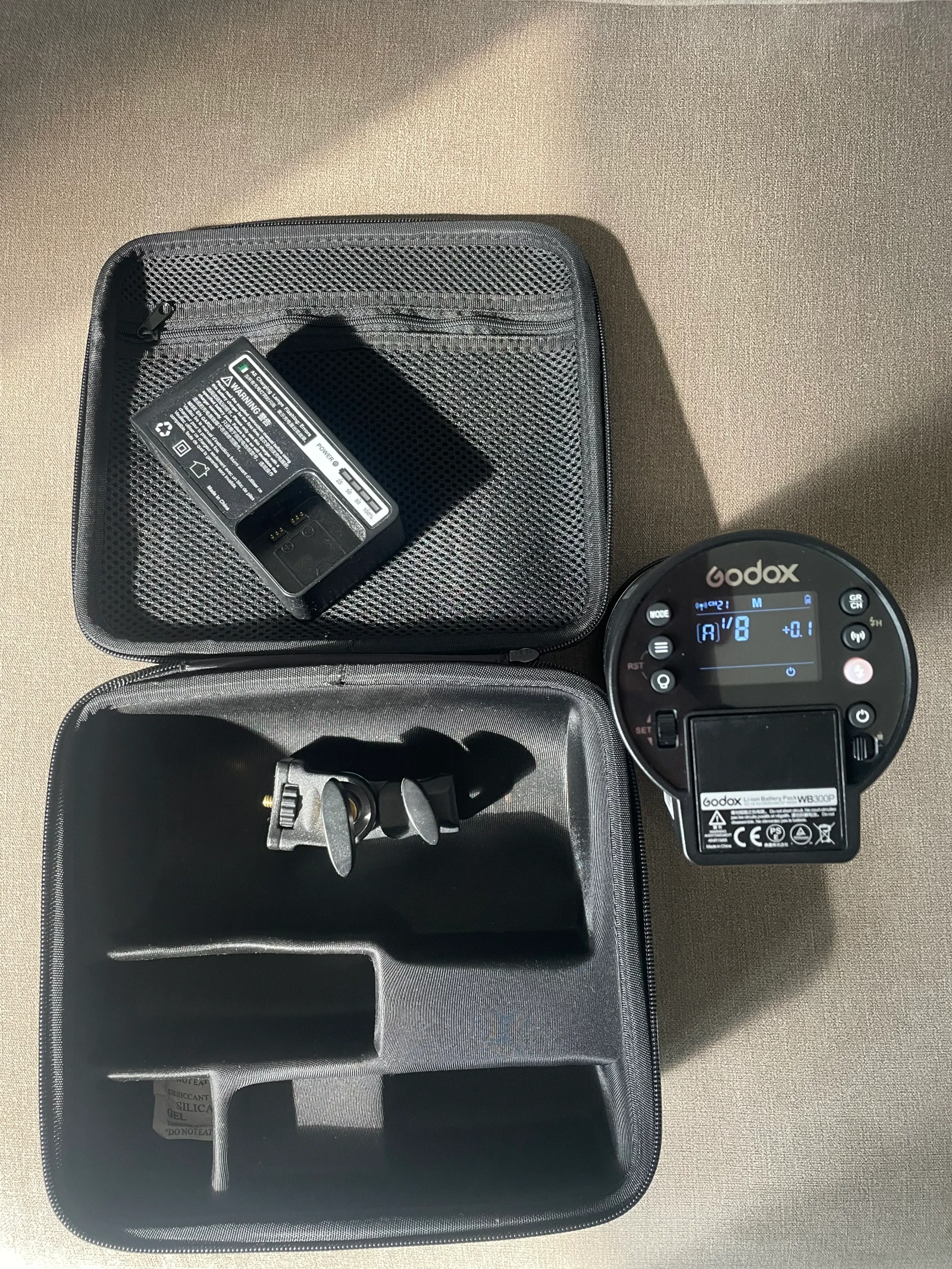 Godox AD300 Pro - Photo 1 sur 5