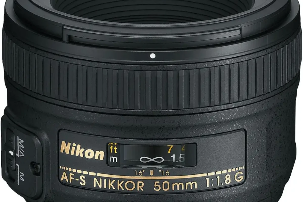 Location Nikon 50mm f/1.8 - Lightyshare