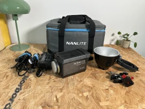 Rent Nanlite Forza 150B