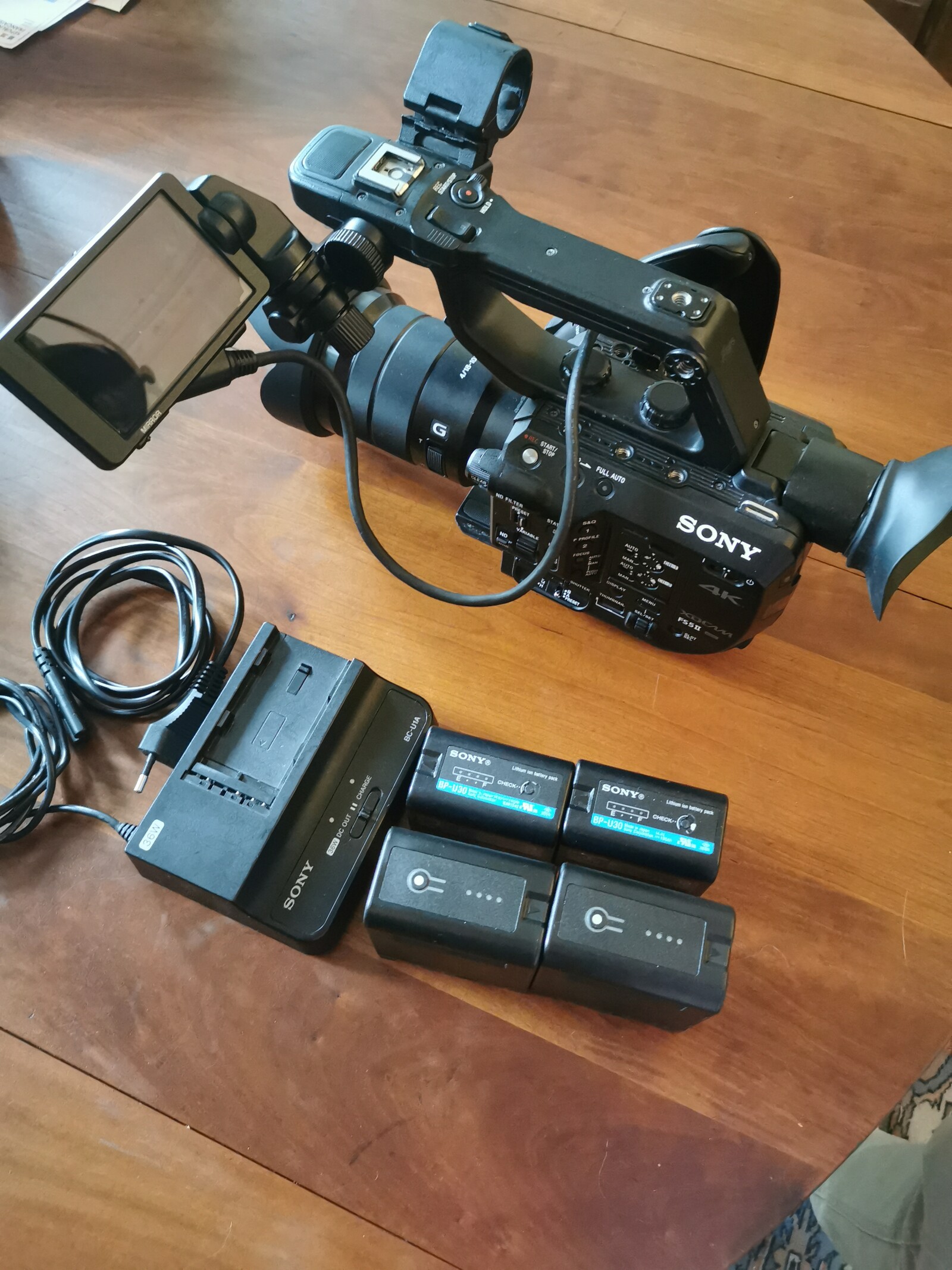 Sony PXW-FS5 II (Mark 2) - Photo 1 sur 3