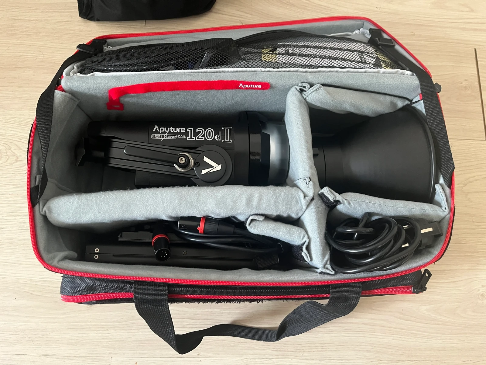 Aputure LS 120D II - Photo 2 sur 5