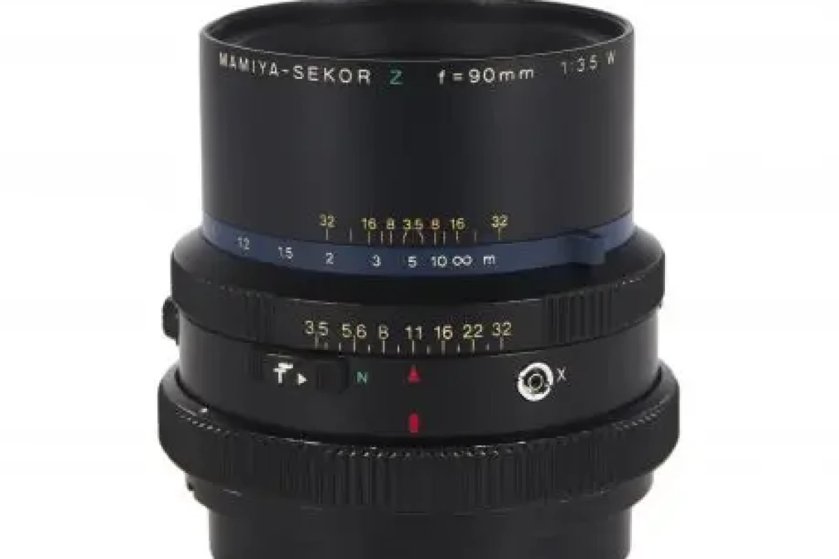 Location Mamiya Sekor Z 90mm f/3.5 - Lightyshare