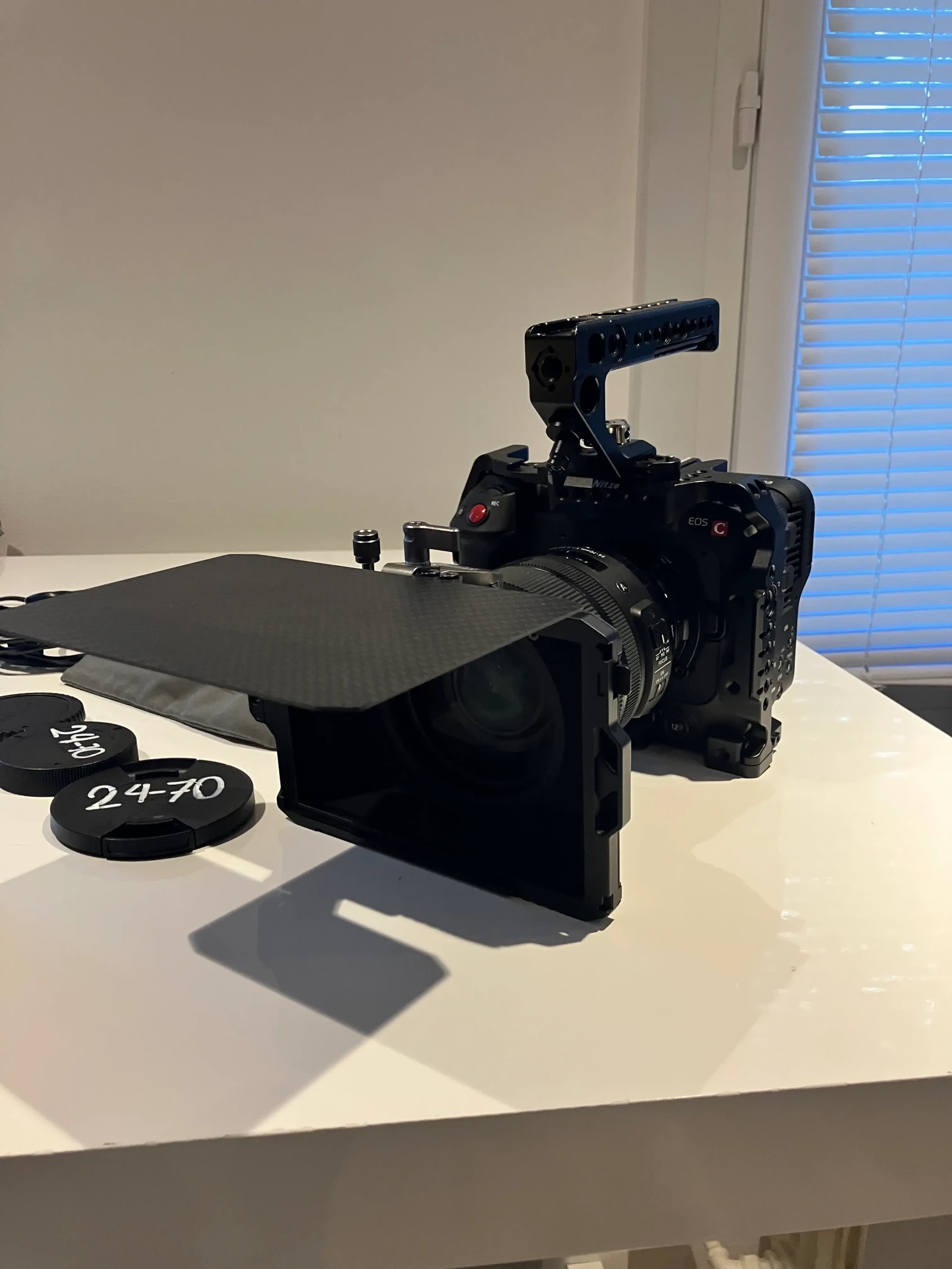Canon EOS C70 - Photo 2 sur 5