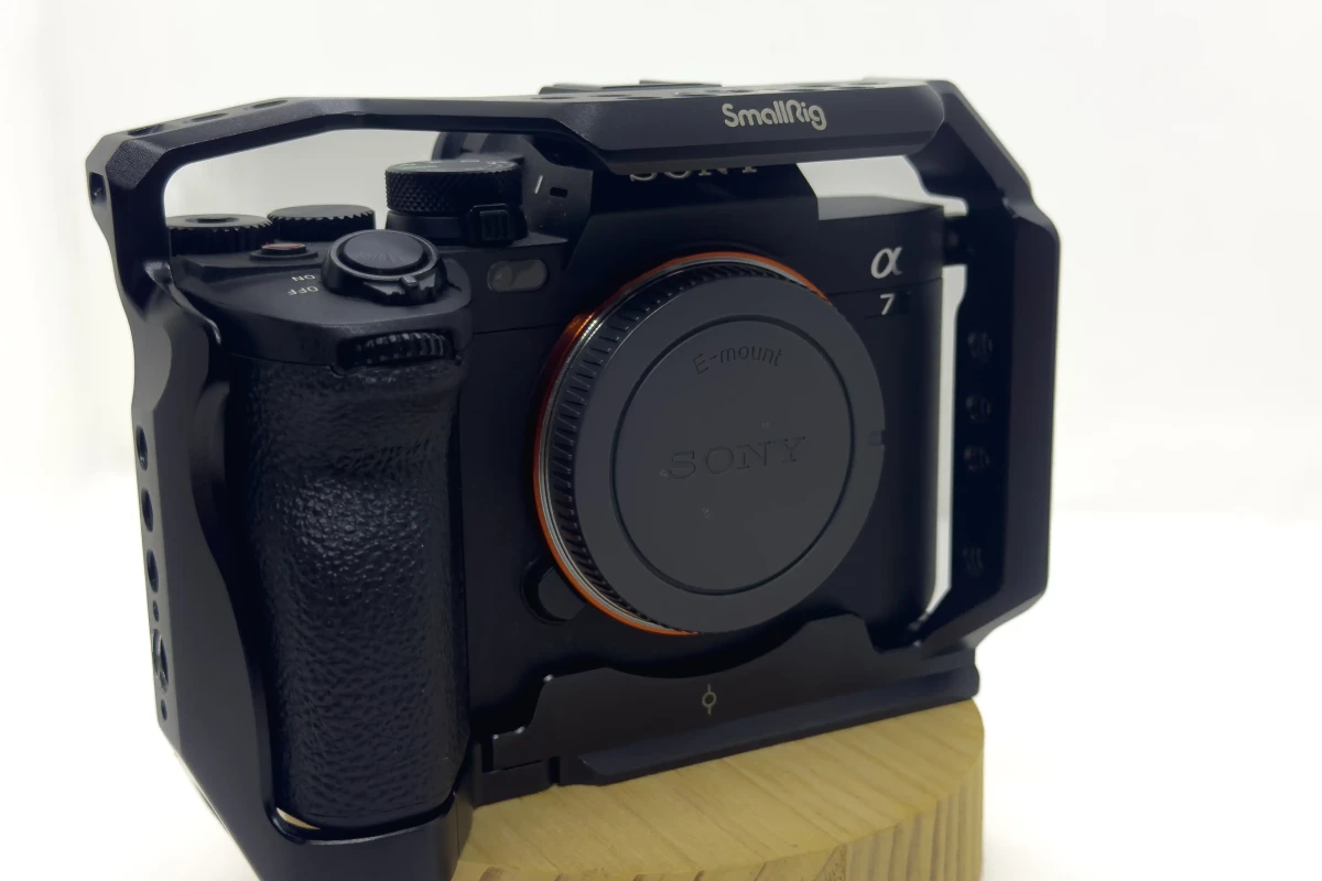 Location Sony Alpha 7 IV (A74) - Lightyshare