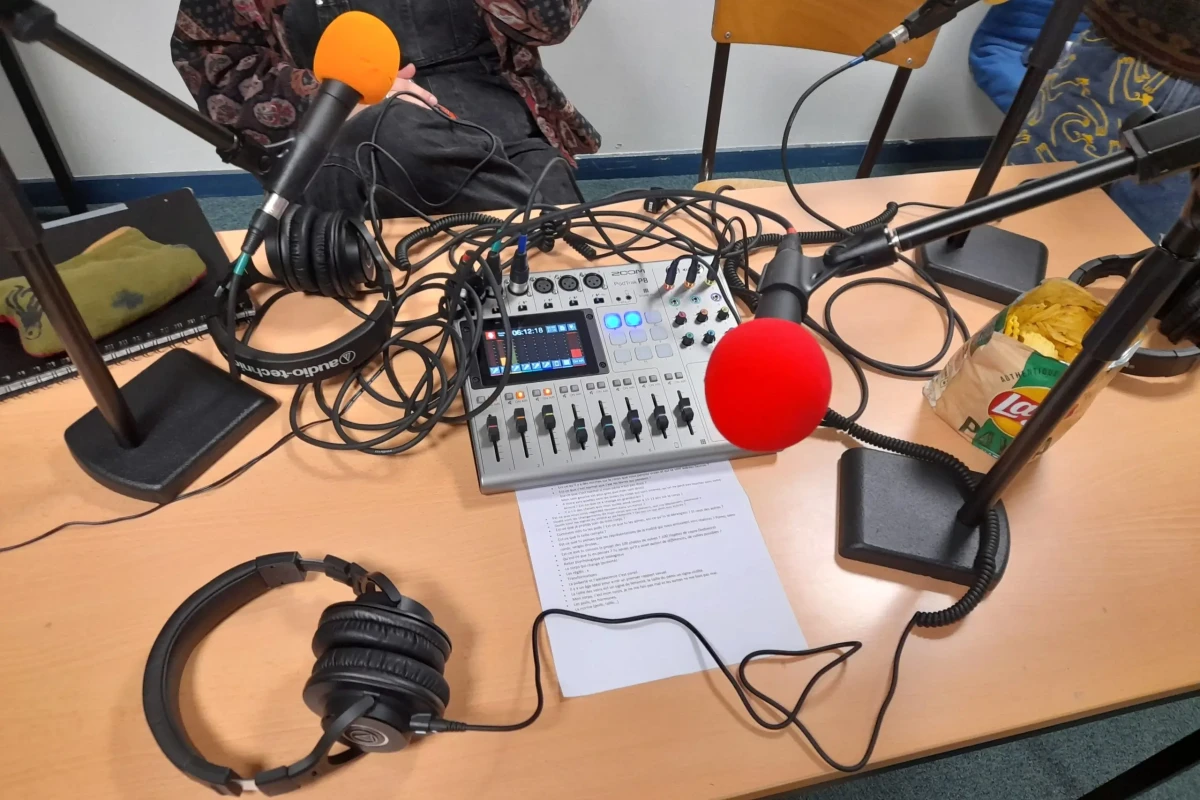 Location Kit complet podcast/radio 5 personnes - Lightyshare