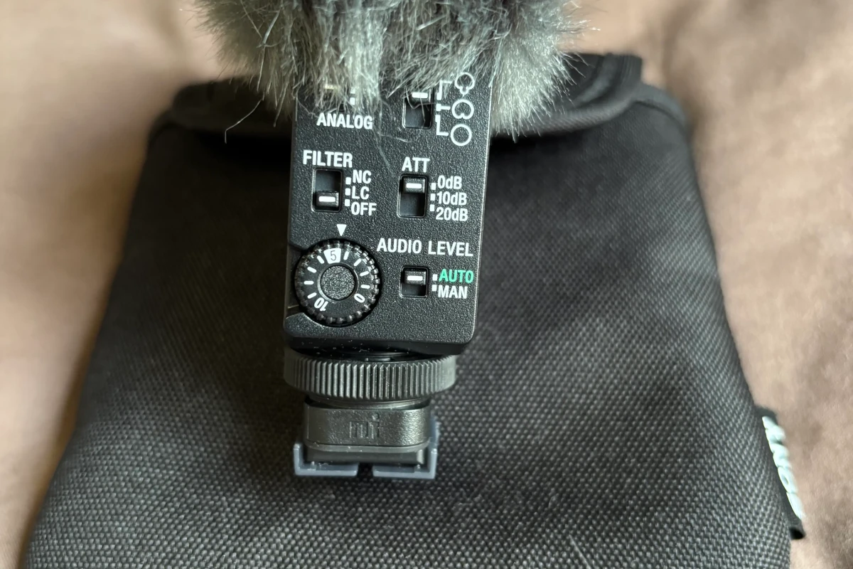 Location Sony ECM-B1M - Lightyshare