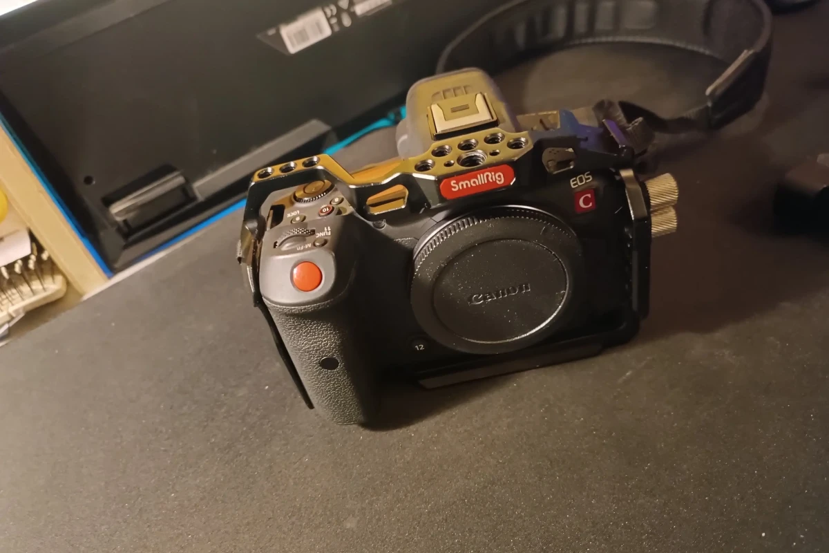Location Canon R5C - Lightyshare