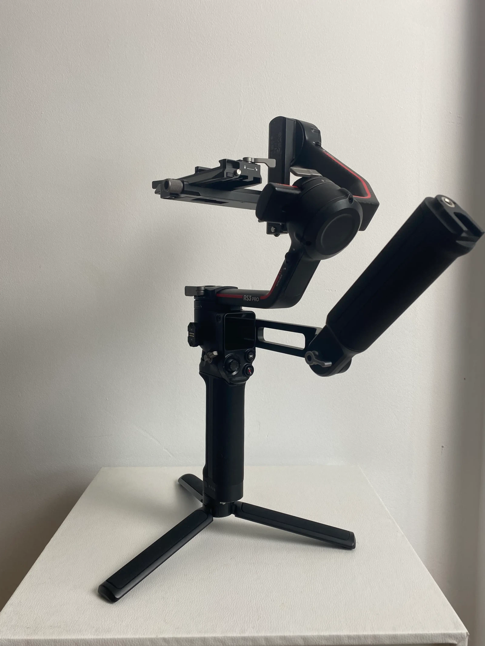 DJI Ronin RS3 Pro - Photo 2 sur 4