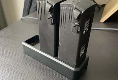Rent DJI Mavic 3 Cine Premium Combo Gris