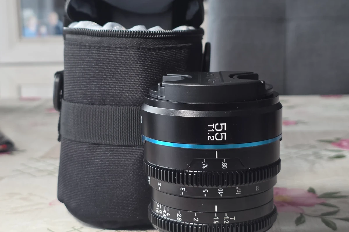 Location Sirui Nightwalker 55mm T1.2 - Lightyshare