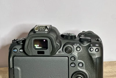 Location Canon R6 Mark II