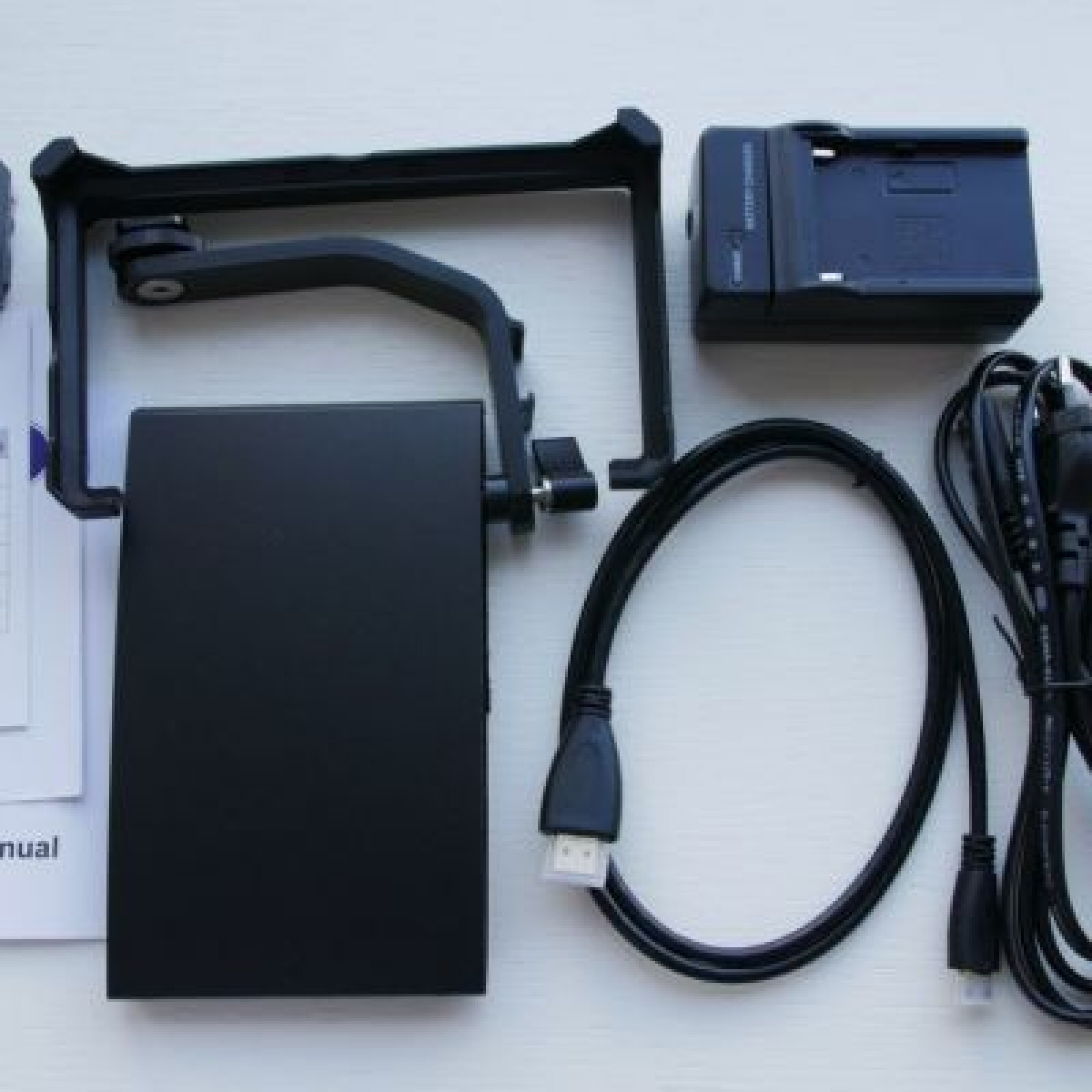FEELWORLD F6 4K compatible / 5.7" Moniteur caméra - Photo 3 sur 3