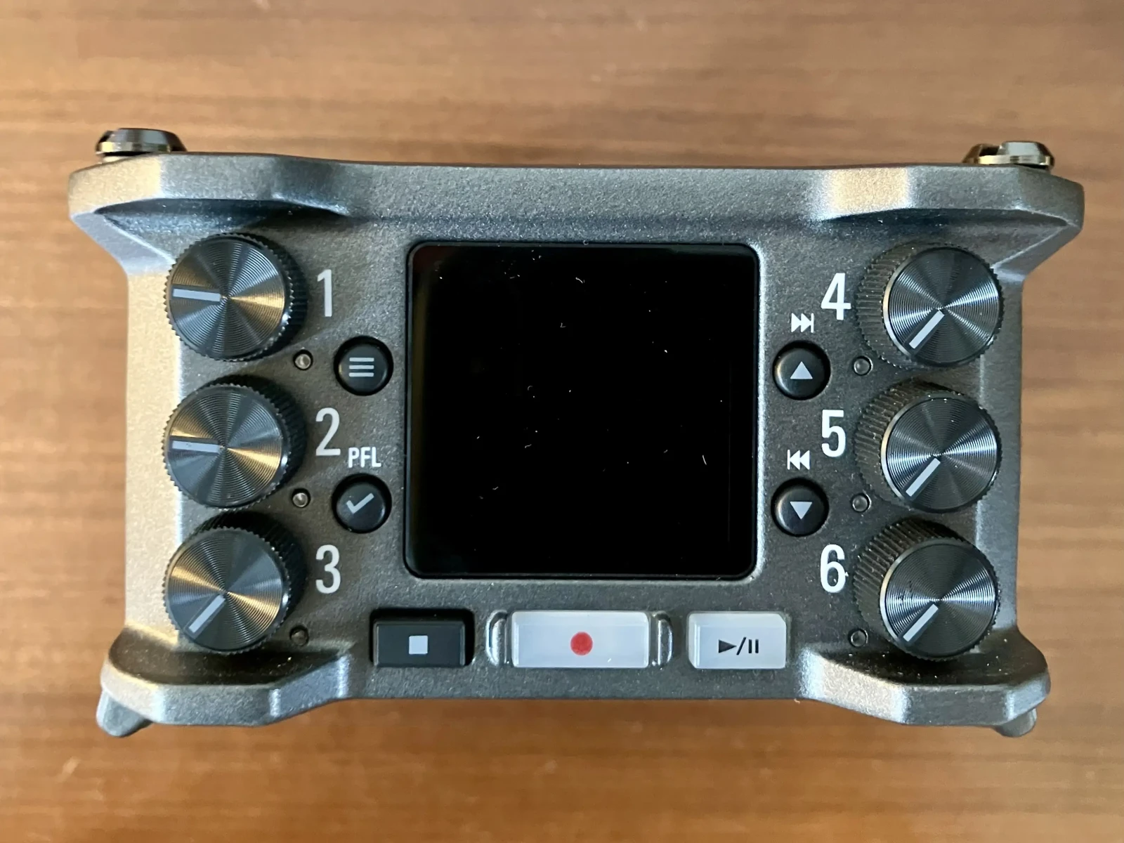 Zoom F6 - Photo 2 sur 5