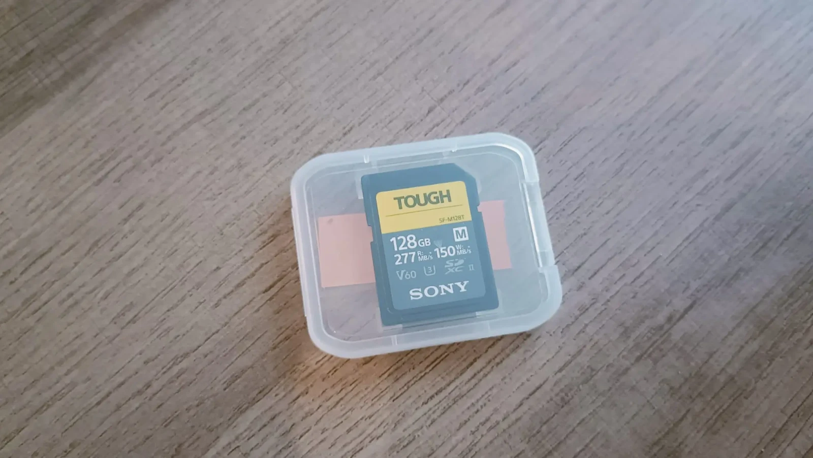 TOUGH Carte SD UHS-II TOUGH série SF-M - Photo 1 sur 1