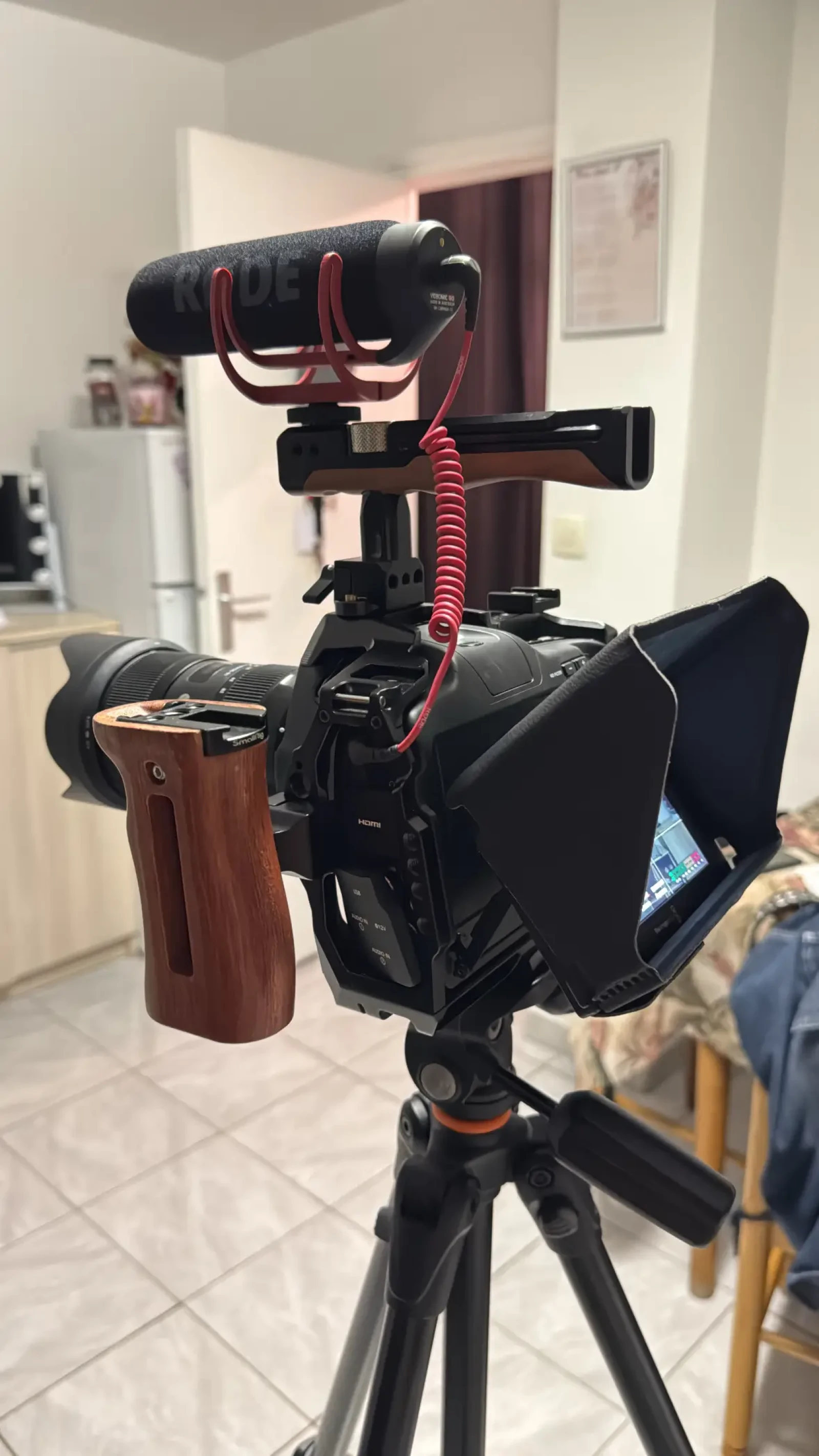 Blackmagic Design Pocket Cinema Camera 6K Pro - Photo 3 sur 5