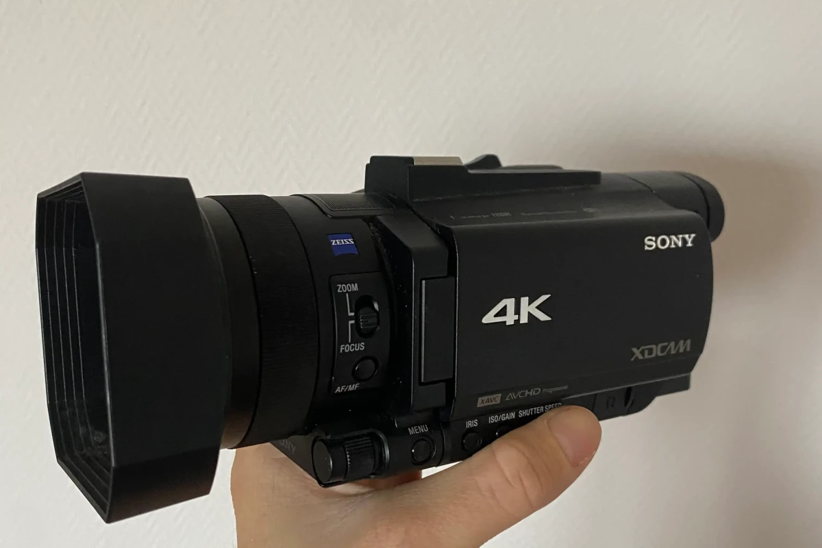 Location Sony PXW-Z90 - Lightyshare