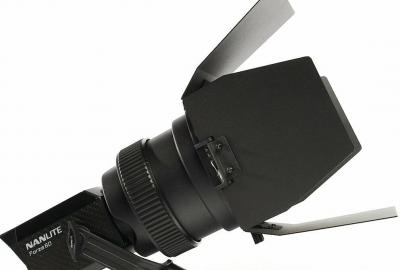 Location Projecteur LED Forza 60B + Fresnel