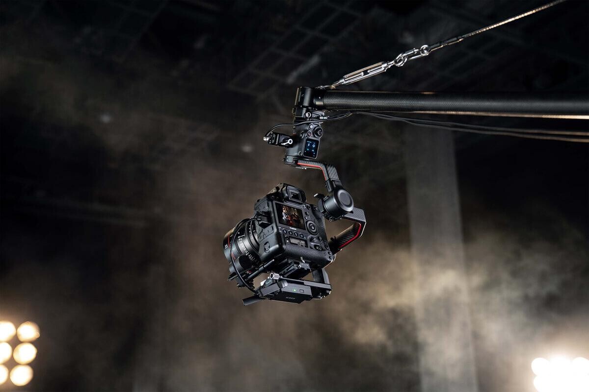 Location DJI Ronin RS2 Pro Combo + Expansion Base Kit - Lightyshare