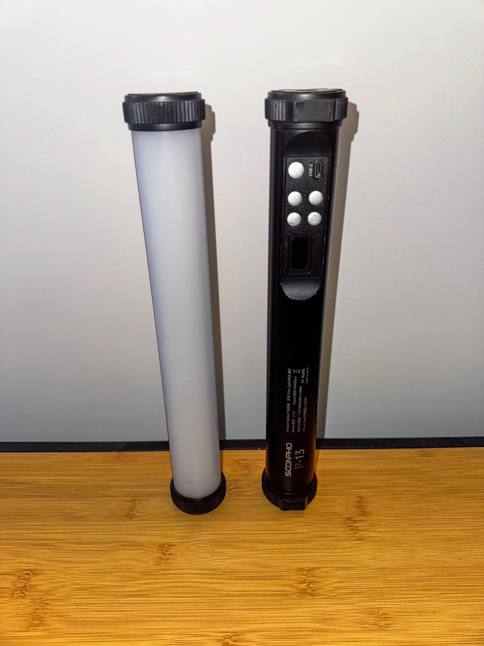 Soonpho Tube LED Batterie RGB - Photo 2 sur 2