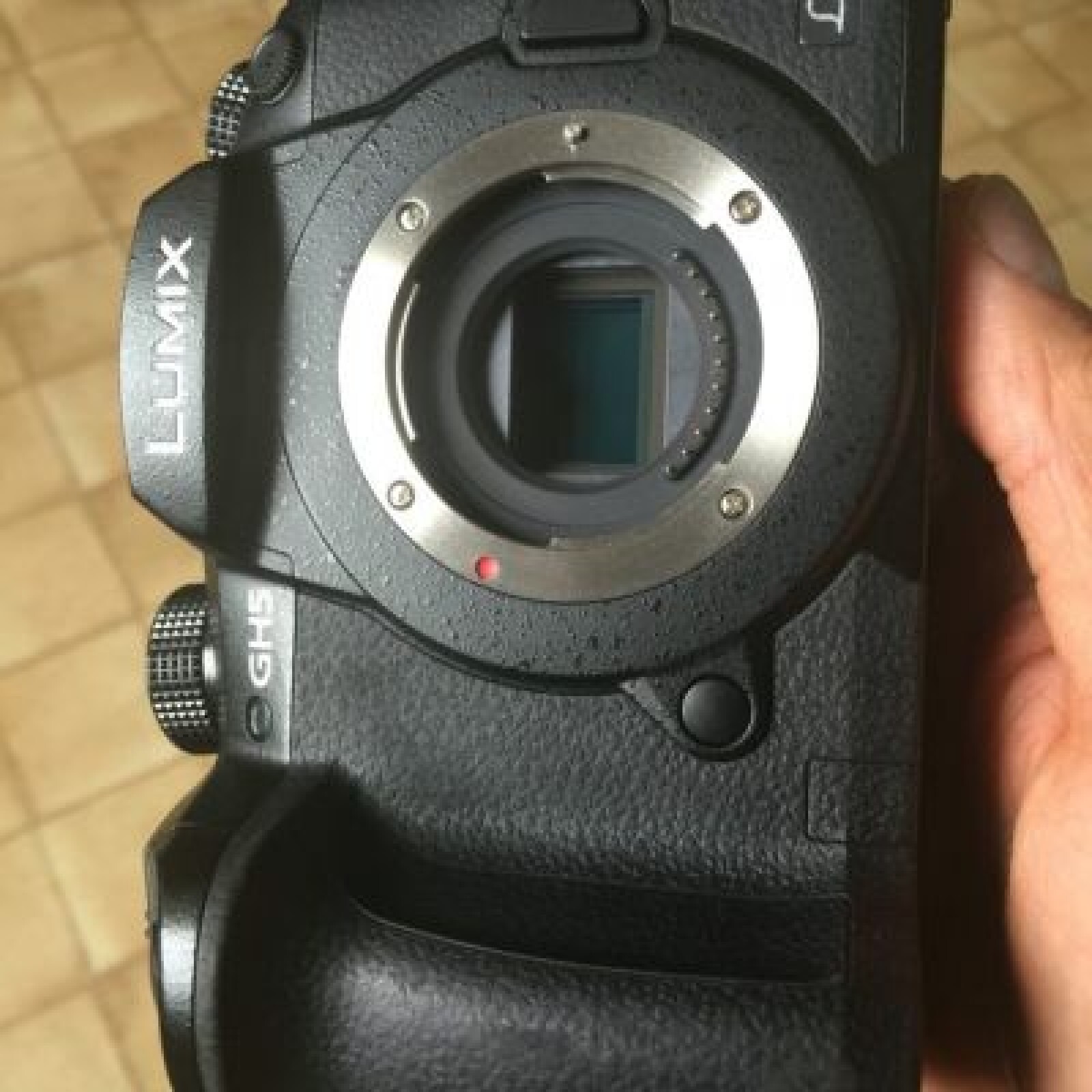 Lumix GH5 + accessoires - Photo 3 sur 3