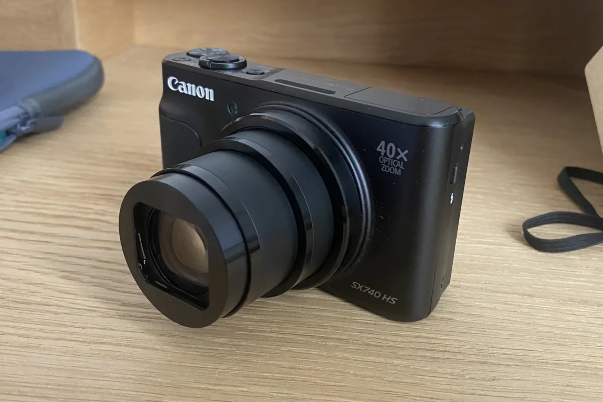 Location Canon PowerShot SX740 HS - Lightyshare