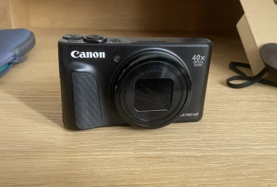 Location Canon PowerShot SX740 HS