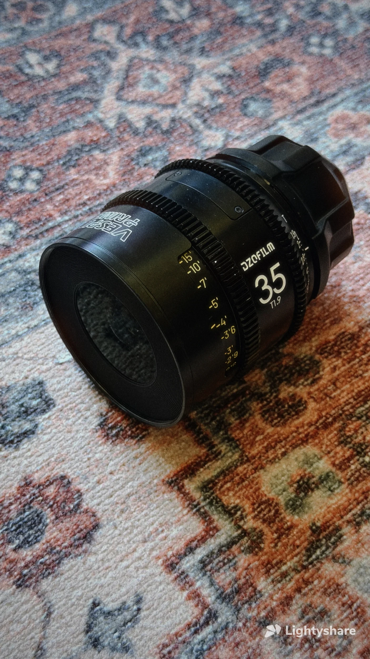 DZOFILM Vespid 2 35mm PL T1.9