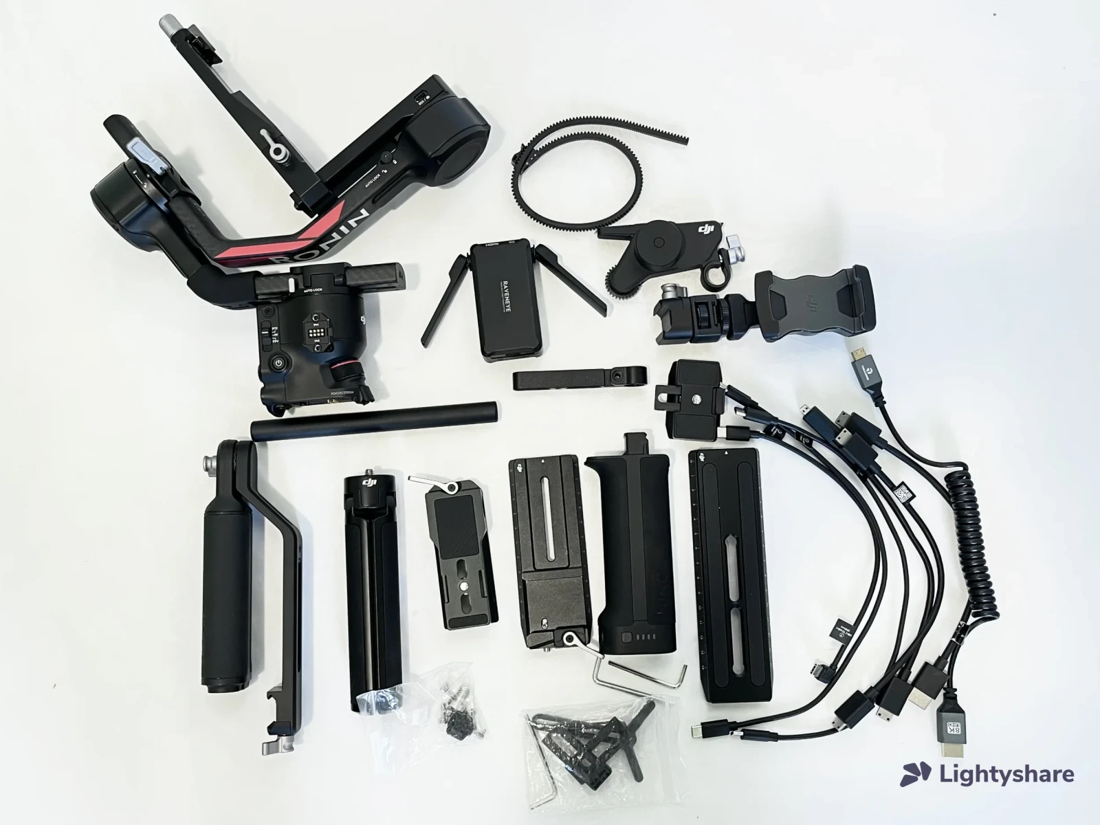 DJI DJI RS 4 Pro Combo - Photo 2 sur 5