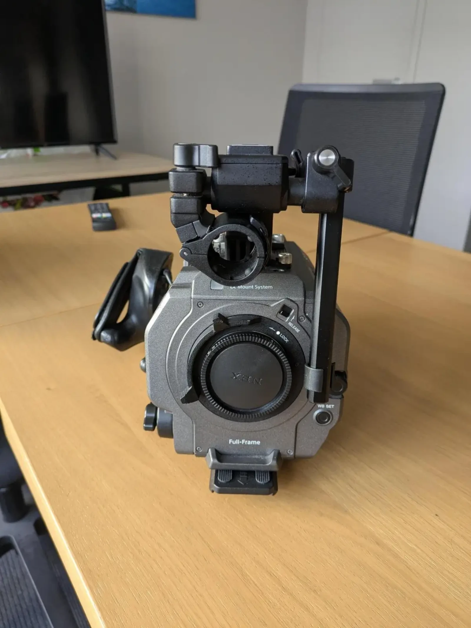 Sony PXW-FX9 - Photo 3 sur 6