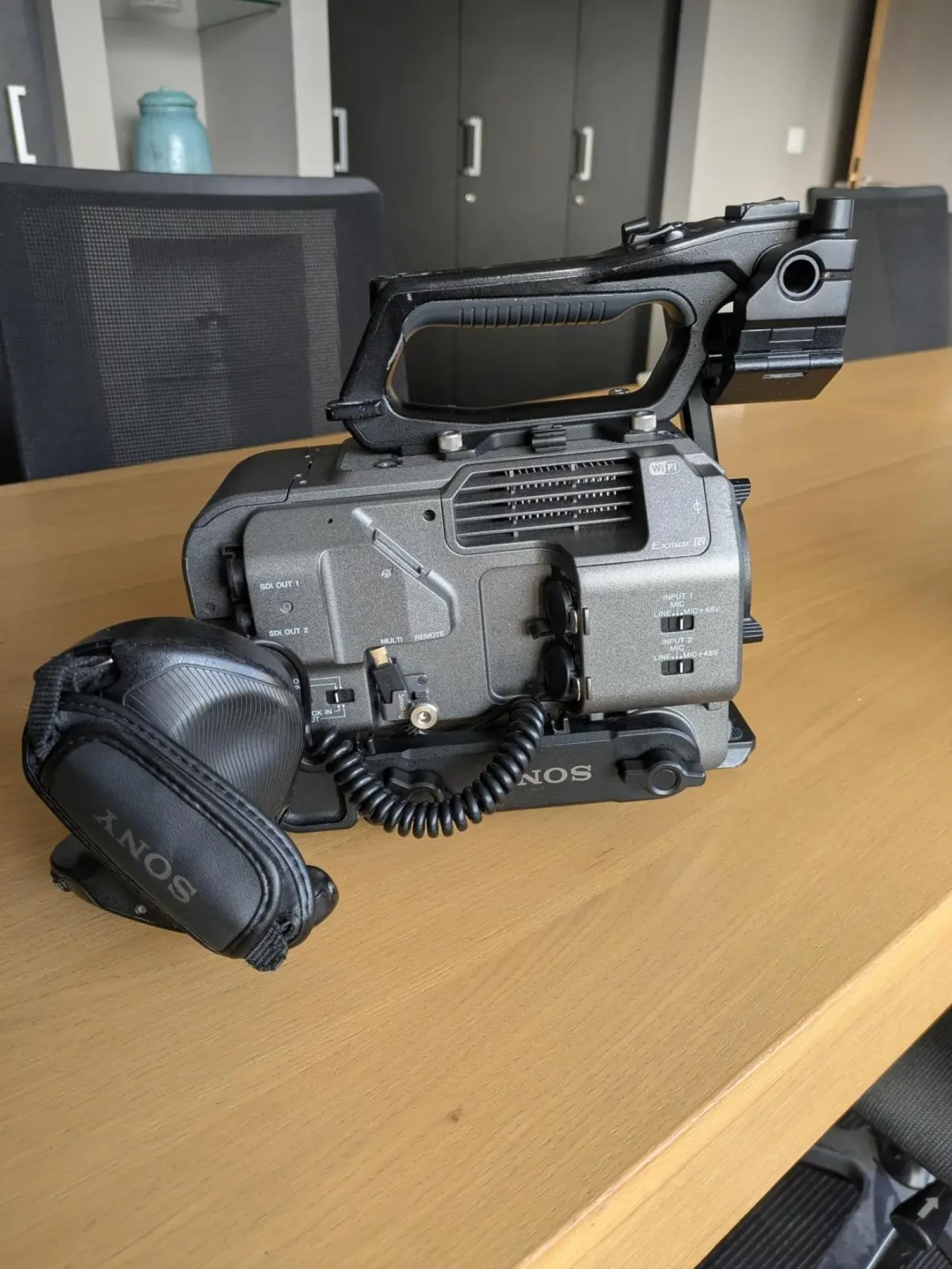Sony PXW-FX9 - Photo 4 sur 6