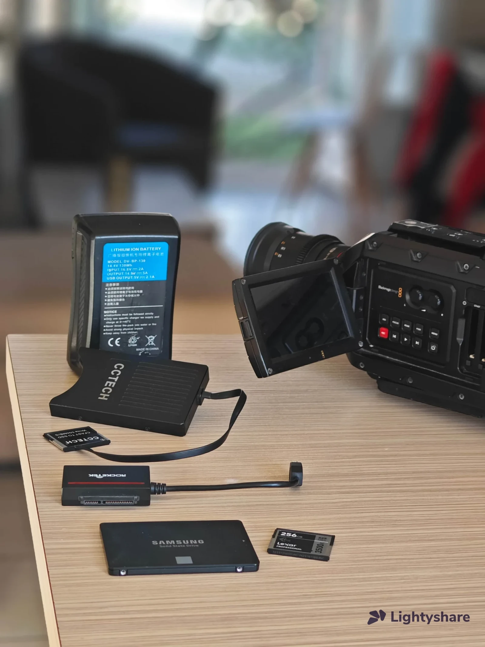 Blackmagic Design URSA Mini 4.6K - Photo 6 sur 6