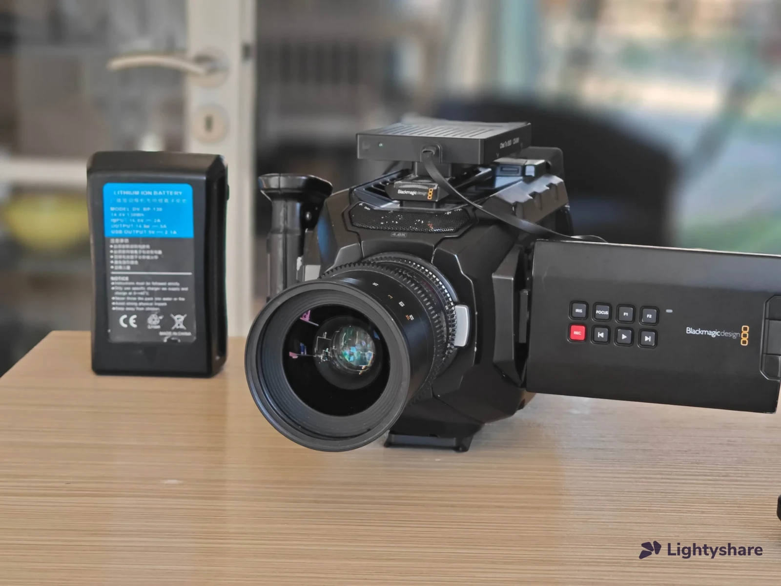 Blackmagic Design URSA Mini 4.6K - Photo 4 sur 6
