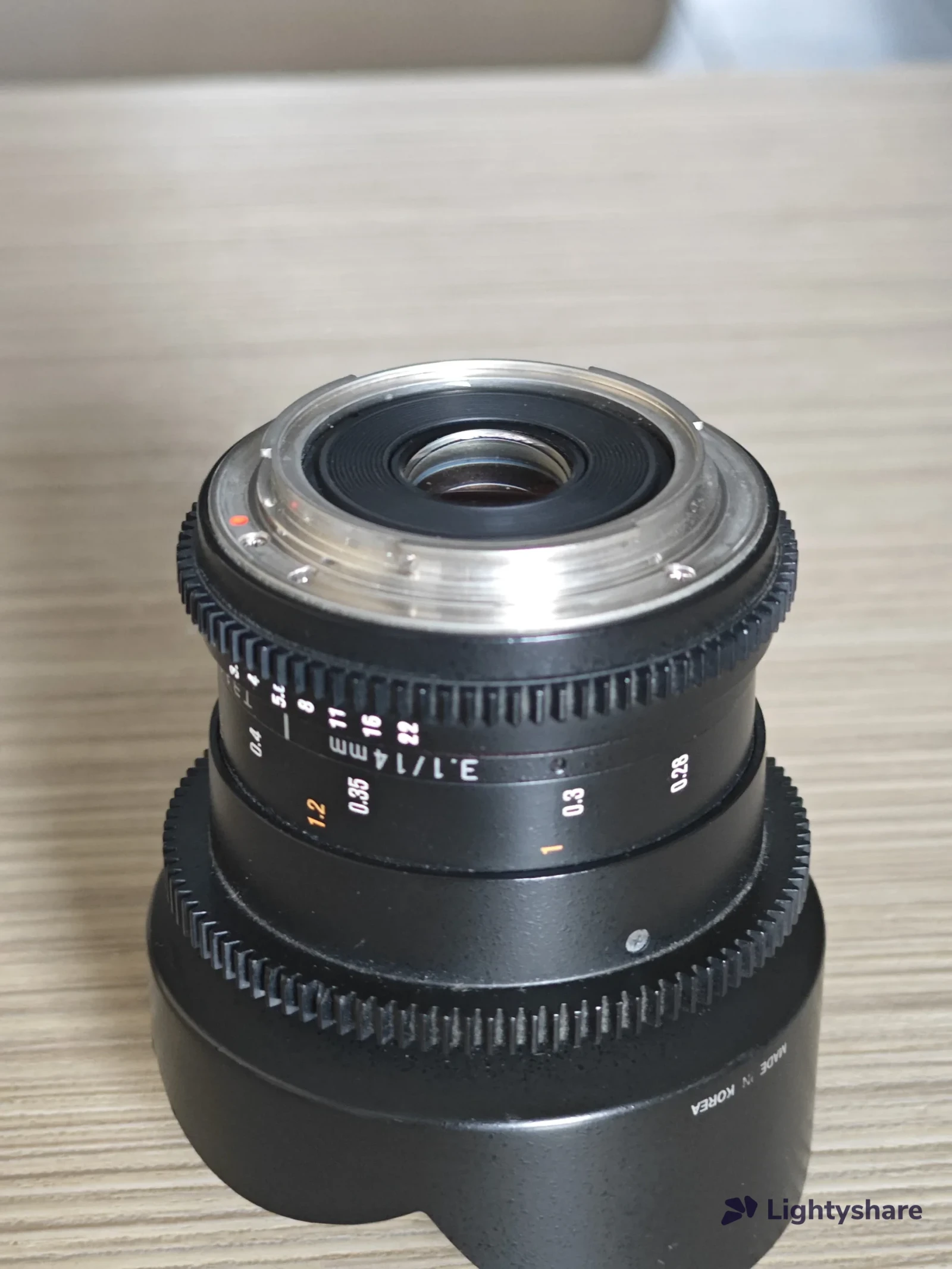 Samyang Cine Lens 14mm T3.1 EF - Photo 2 sur 3