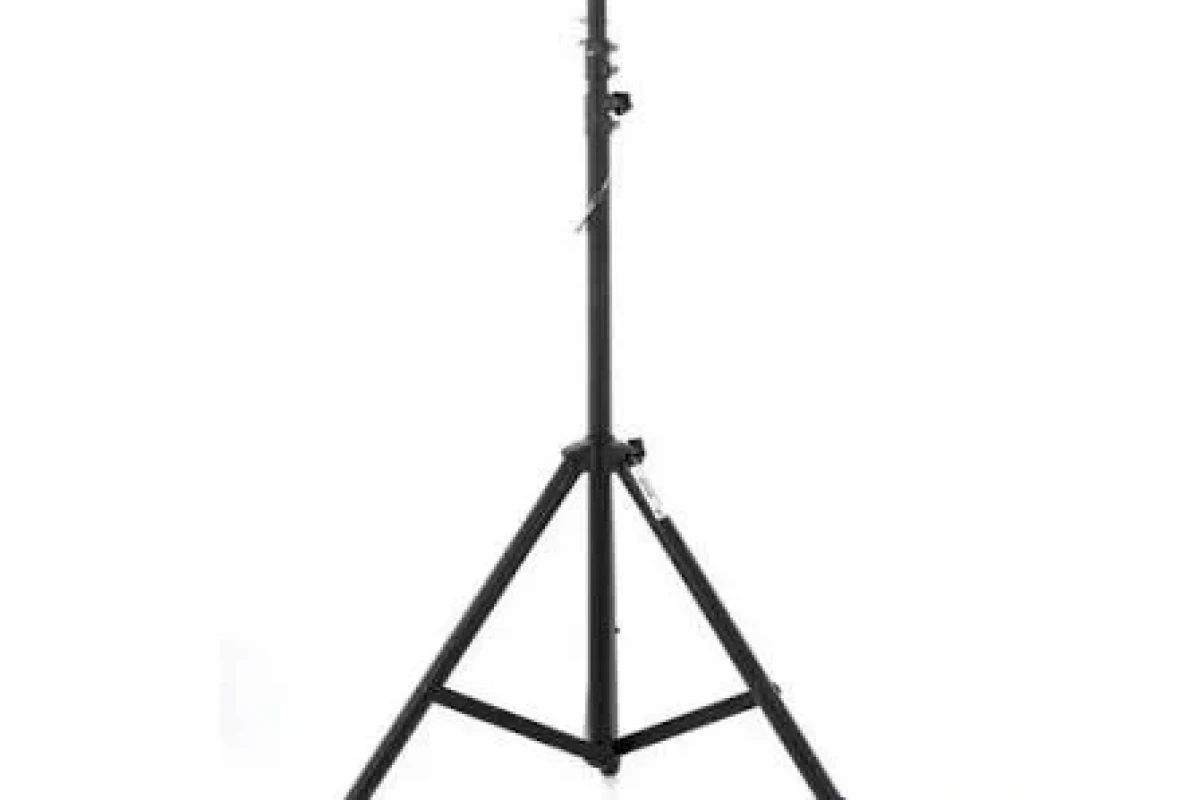 Location Millenium LST-310 Lighting Stand - Lightyshare