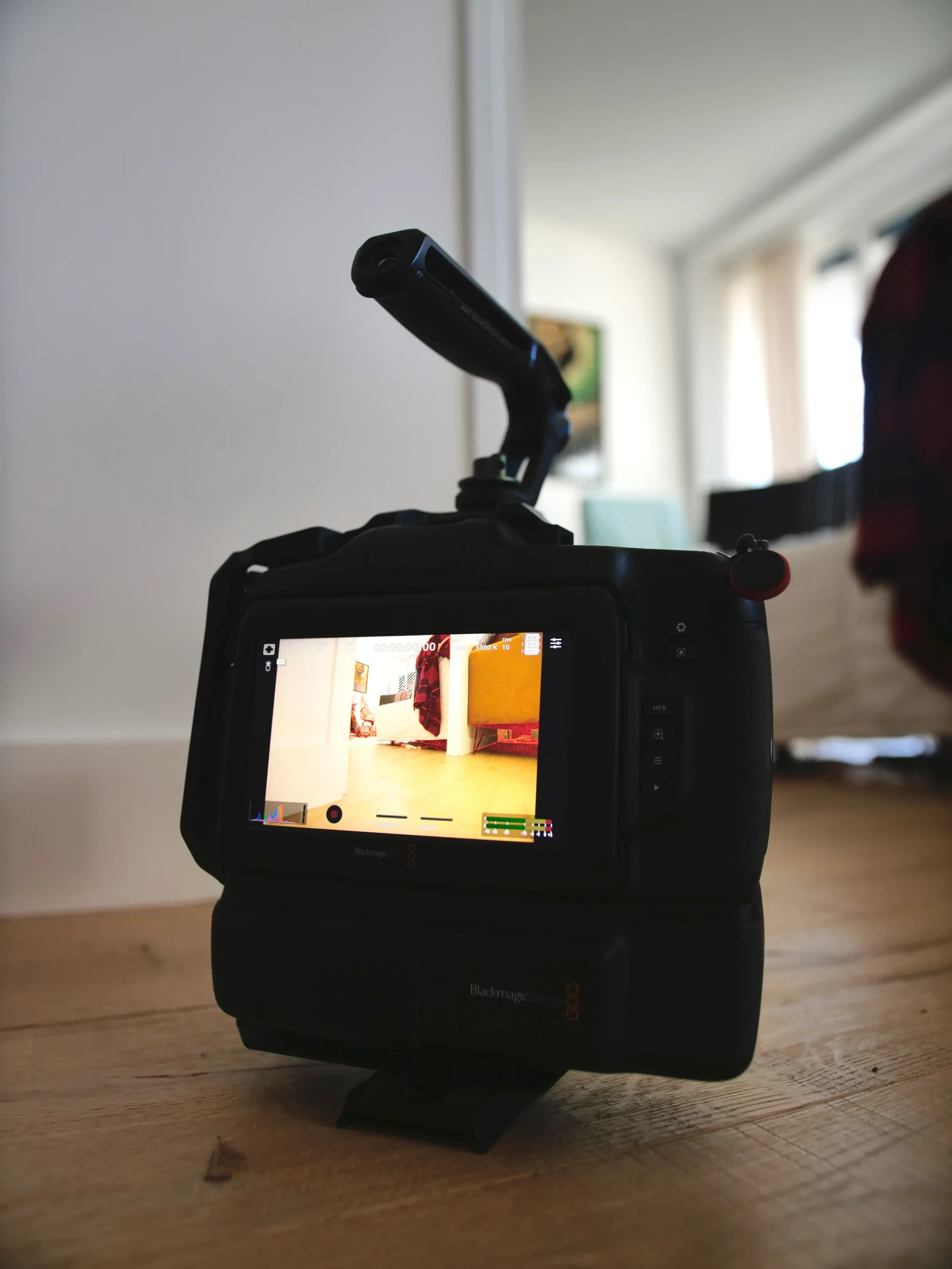 Blackmagic Design Cinema Camera 6K FF - Photo 2 sur 5