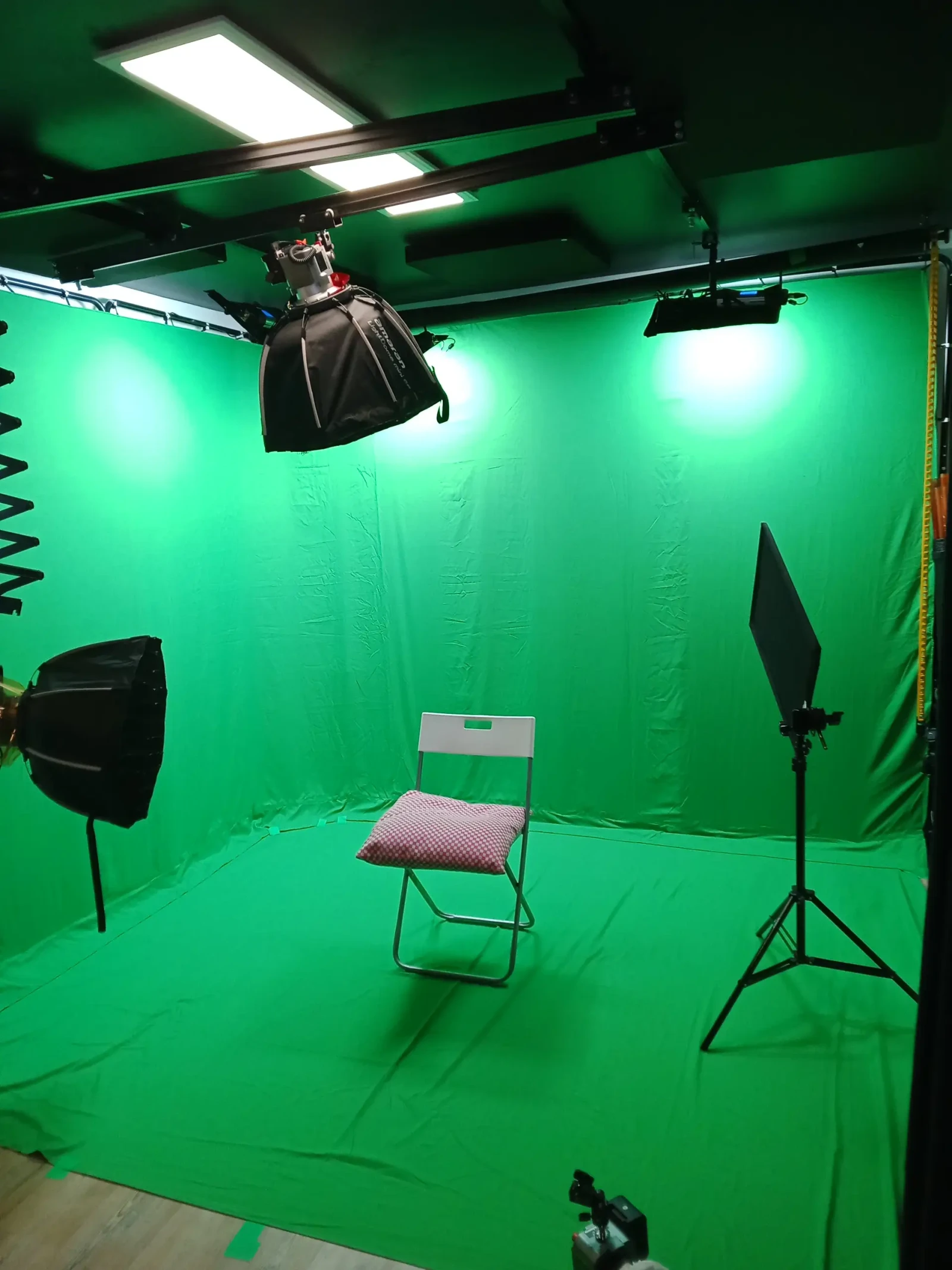 Studio photo/vidéo - Photo 2 sur 9
