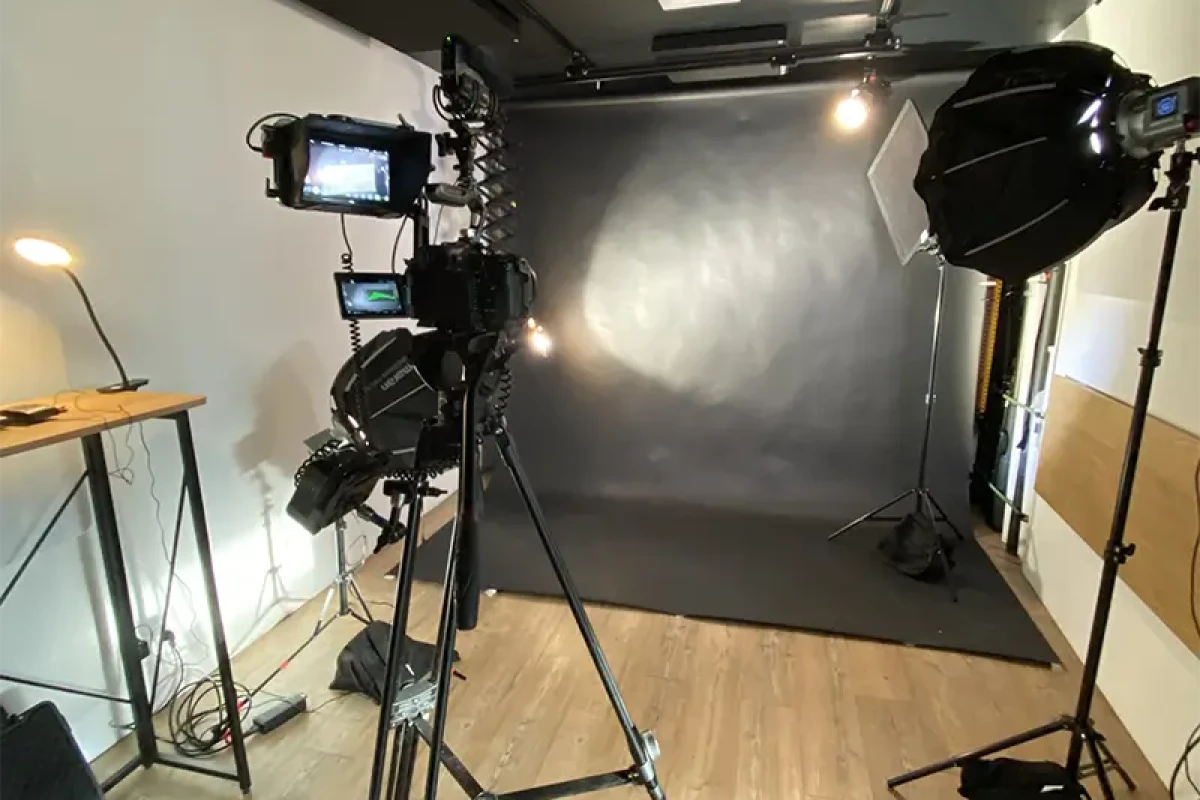 Location Studio photo/vidéo - Lightyshare