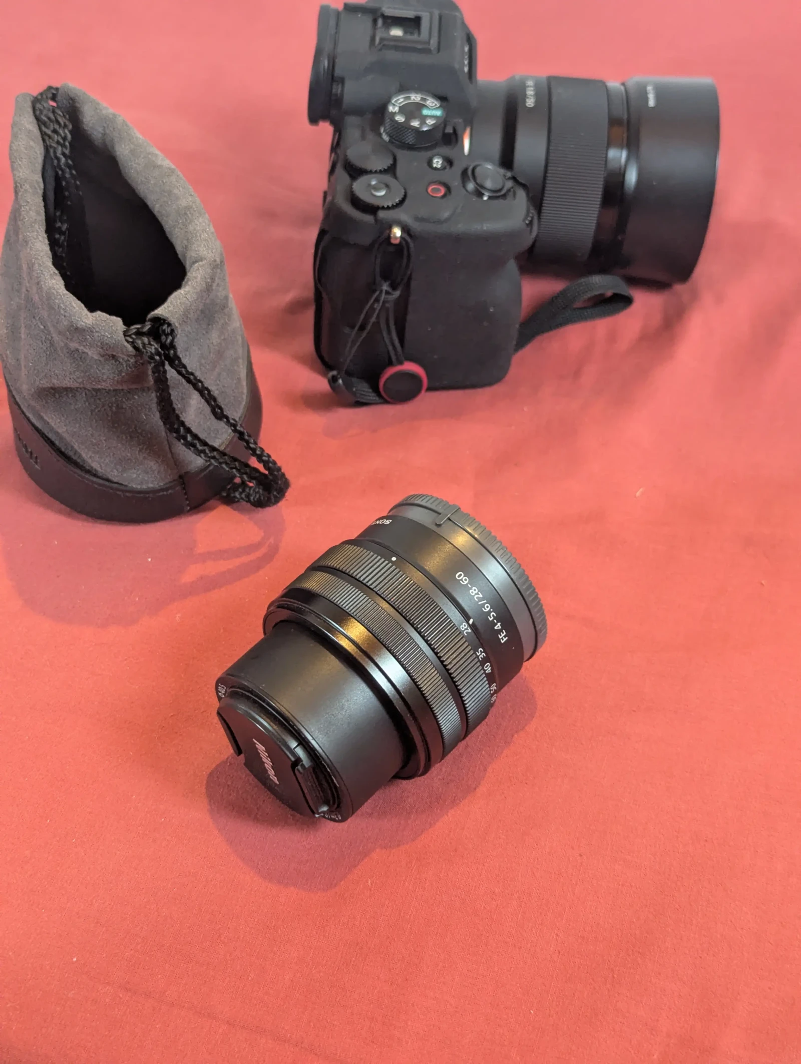 Sony FE 28-60mm f/4-5.6 - Photo 1 sur 2