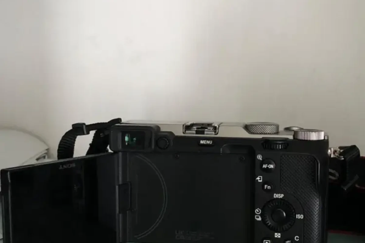 Location Sony Alpha 7C (A7C) - Lightyshare