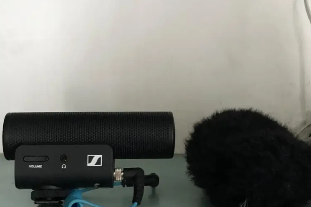 Location Sennheiser MKE 400 - Lightyshare
